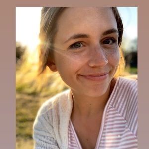 Meet your Posher, Julia